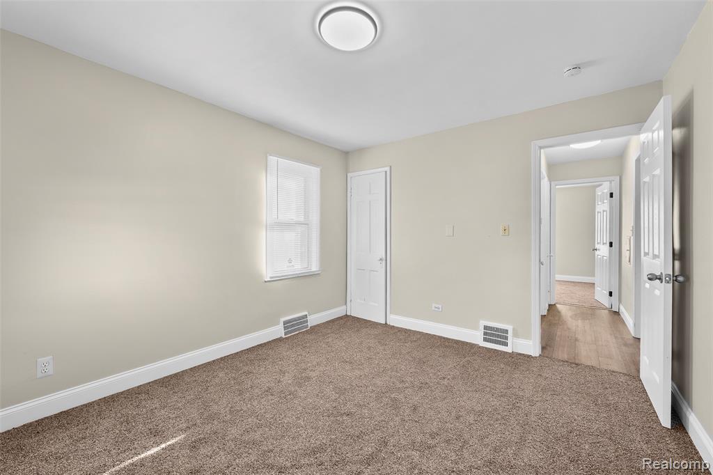 20529 Coventry Street, Highland Park, MI 48203 — Photo 14