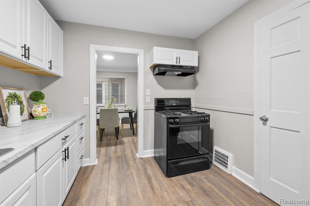 991 COOLIDGE, River Rouge, MI 48218 — Photo 10