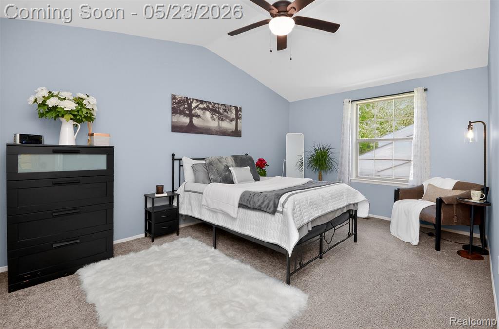 70 Pine Tree Ridge Drive, 2, Waterford, MI 48327 — Photo 17