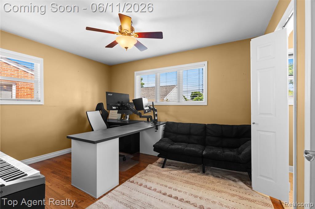 8908 Birkhill Drive, Sterling Heights, MI 48314 — Photo 20