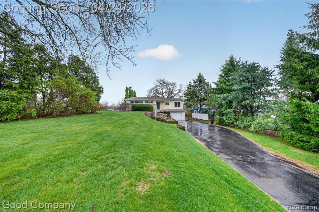 3463 Coseyburn Road, Waterford, MI 48329 — Photo 7