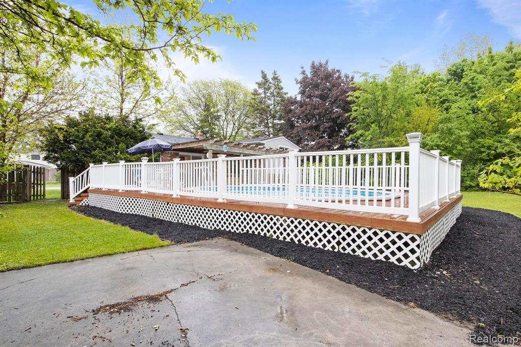 5645 WEDGEWOOD Road, Canton, MI 48187 — Photo 35