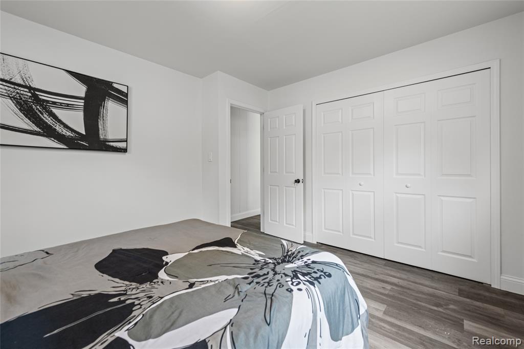8044 Pelham Road, Taylor, MI 48180 — Photo 14