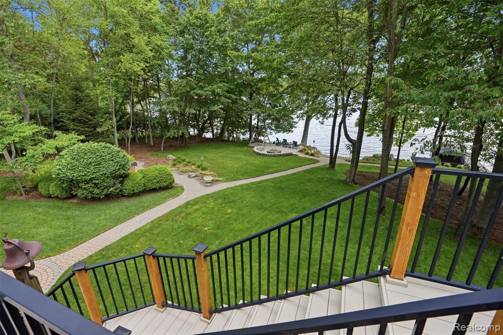 5483 Lake Ridge Drive, Brighton, MI 48116 — Photo 51
