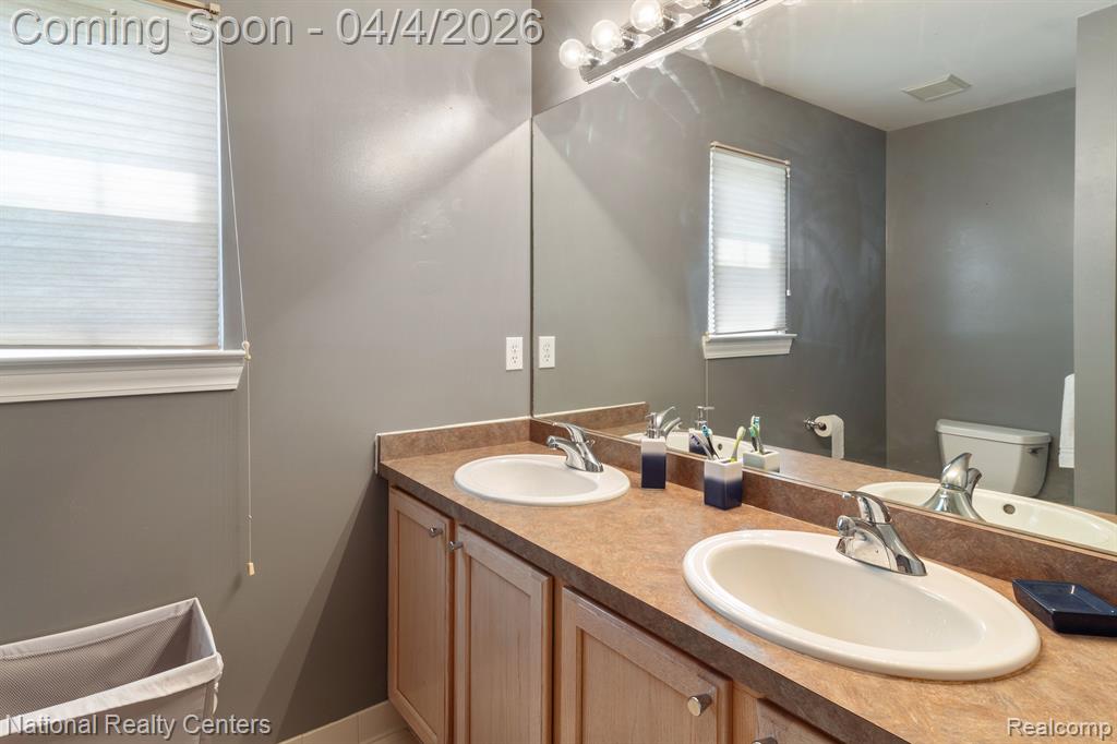 12881 NAUTICA Drive, Van Buren, MI 48111 — Photo 37