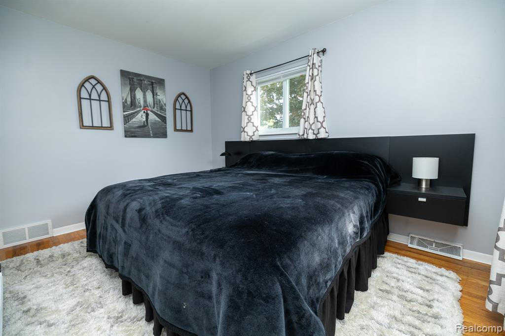 8268 Fox Bay Drive, White Lake, MI — Photo 18