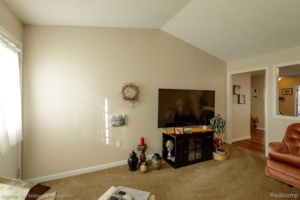446 Stonehaven Court, 14, Milan, MI 48160 — Photo 5