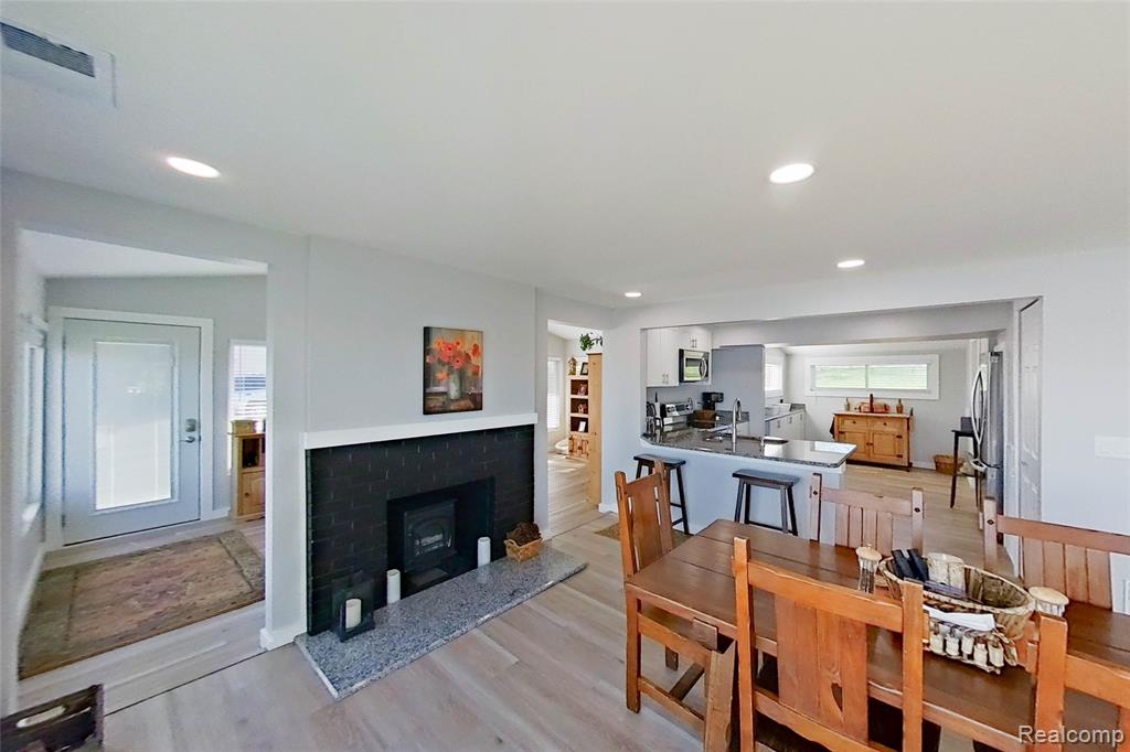 9388 DEXTER PINCKNEY, Pinckney, MI 48169 — Photo 13