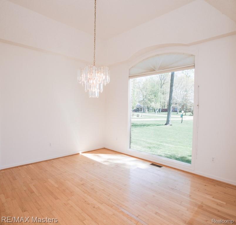 27178 John Drive, New Boston, MI 48164 — Photo 23