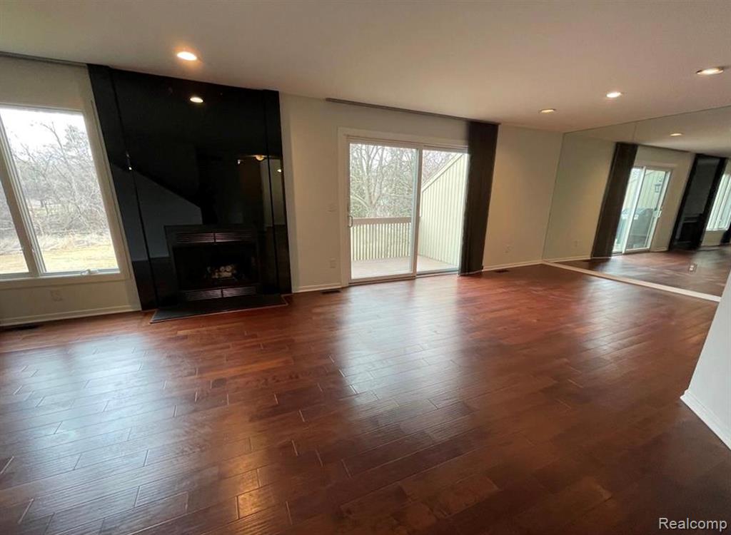 4070 Foxpointe Drive, West Bloomfield, MI 48323 — Photo 10