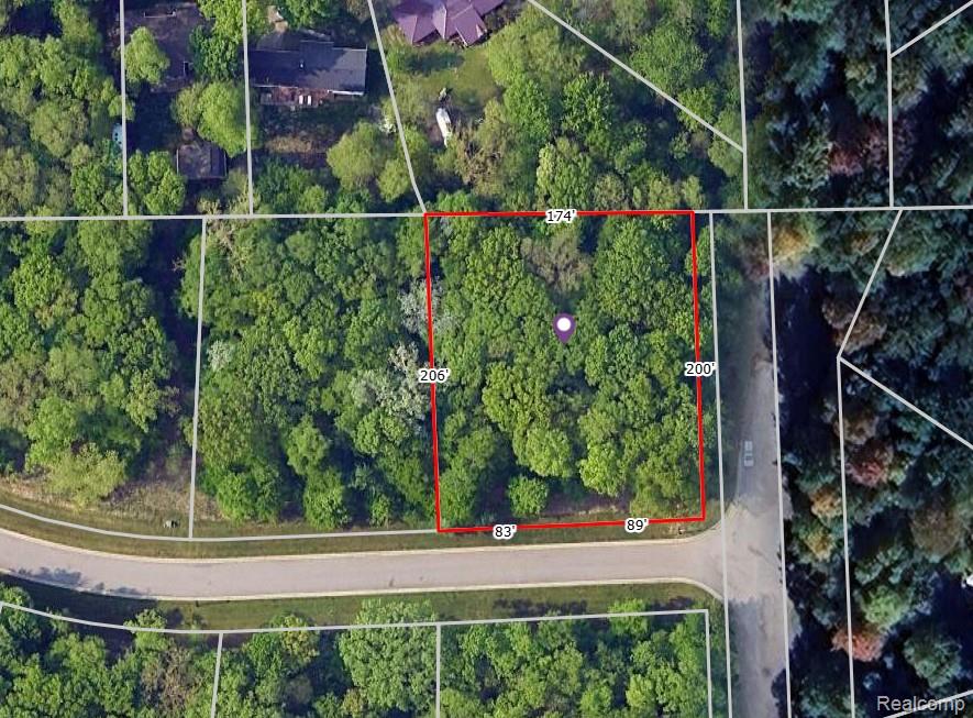 698 Kings Fairway Lane, Grand Blanc, MI 48439 — front exterior