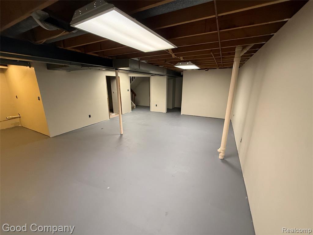 5584 N Adams Way, Bloomfield Hills, MI 48302 — Photo 9