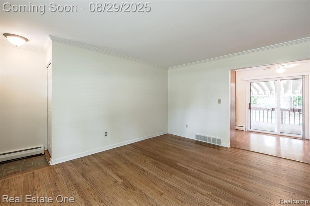 524 Elizabeth Street, Rochester, MI 48307 — Photo 6