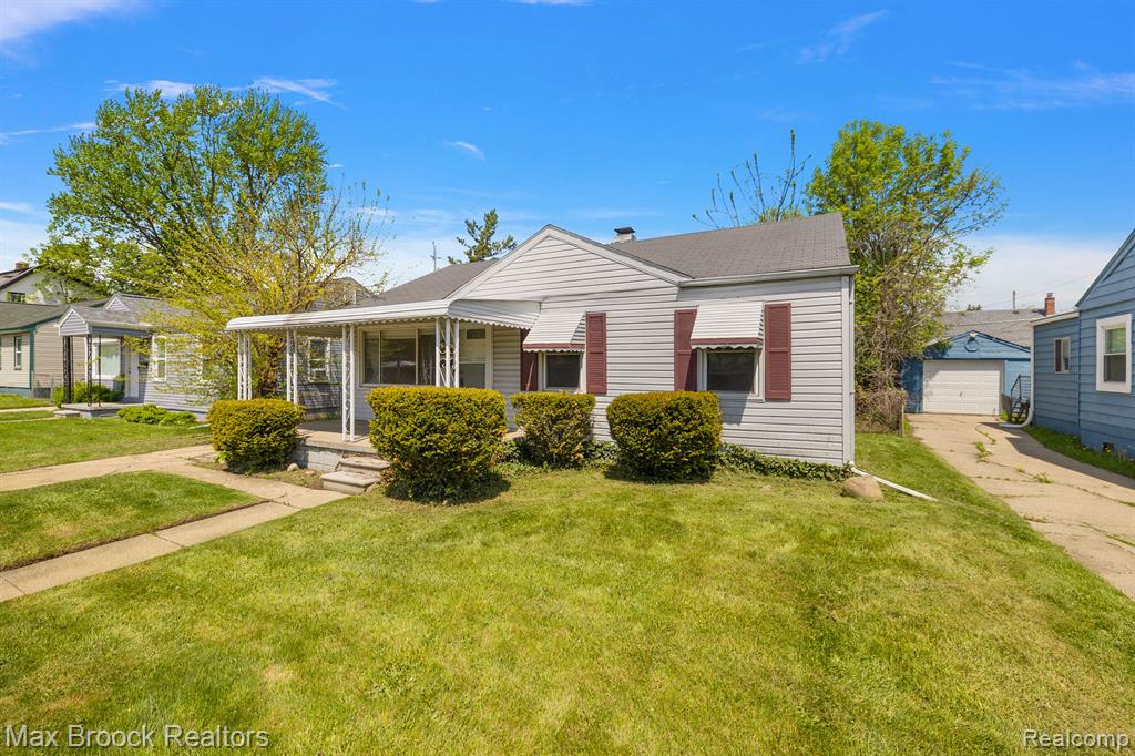 561 Bennett Avenue, Ferndale, MI 48220 — Photo 17