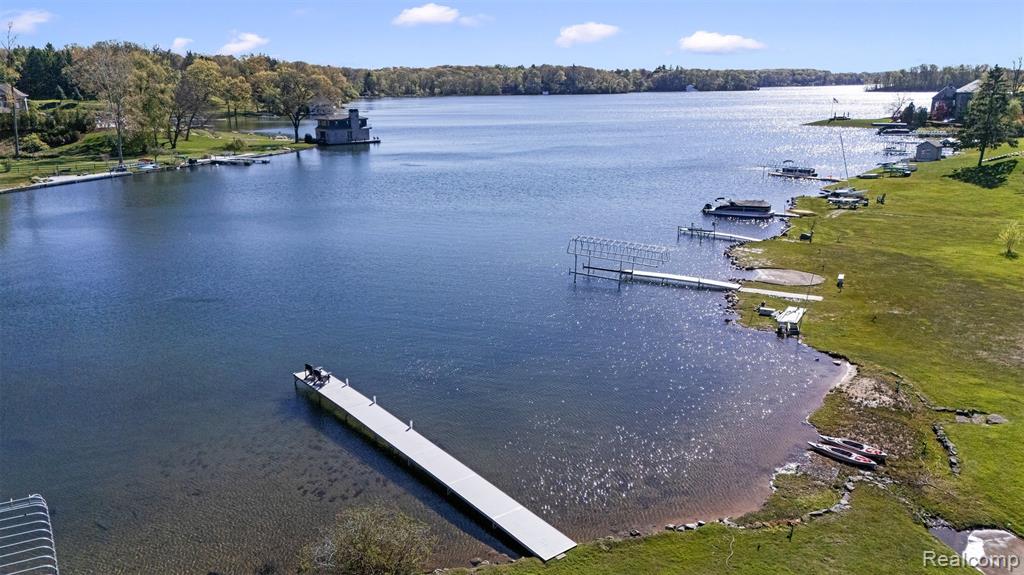 2440 Lake Angelus Lane, Lake Angelus, MI 48326 — Photo 42