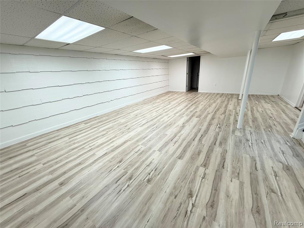 39613 Village Wood Ln, Novi, MI — Photo 22
