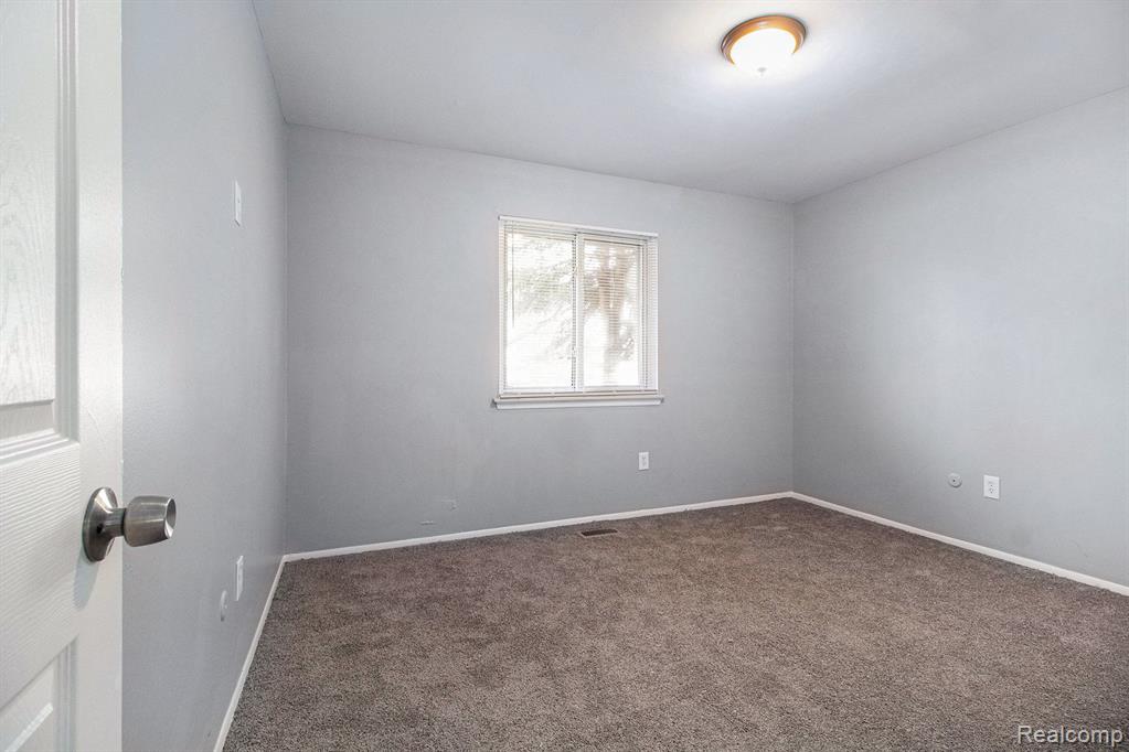 41810 PIERCE Street, Van Buren, MI 48111 — Photo 20