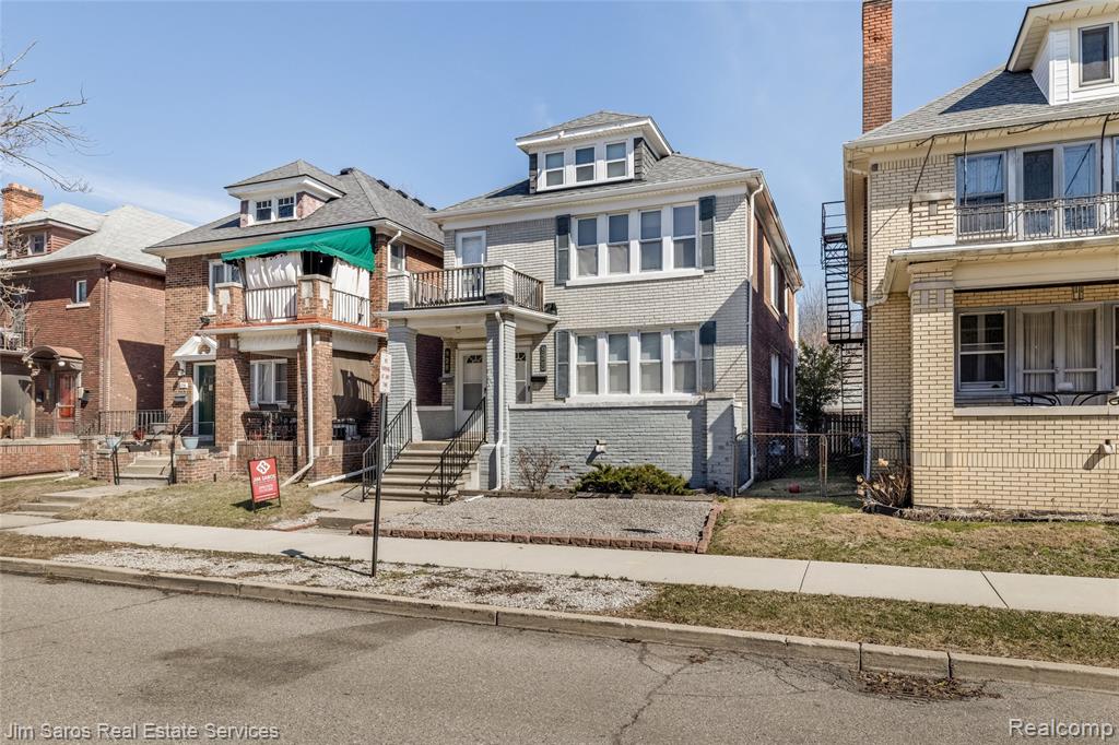 926-928 NOTTINGHAM, Grosse Pointe Park, MI 48230 — Photo 2