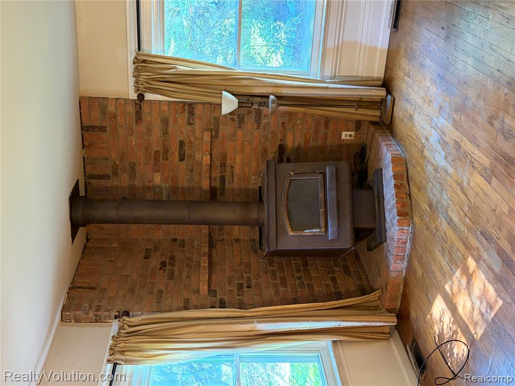 718 S Main Street, Almont, MI 48003 — Photo 16