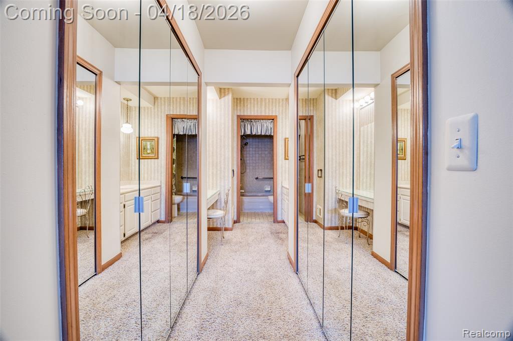 35631 Heritage Lane, Farmington, MI 48335 — Photo 21