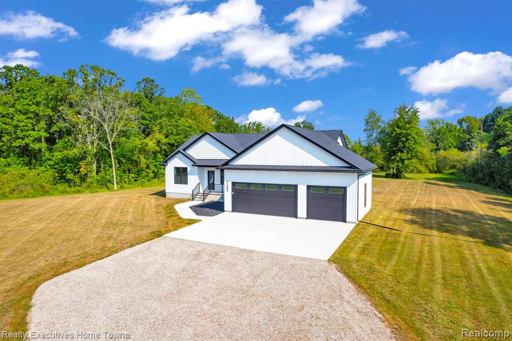 7290 Drexler Road, St. Clair, MI 48079 — Photo 4