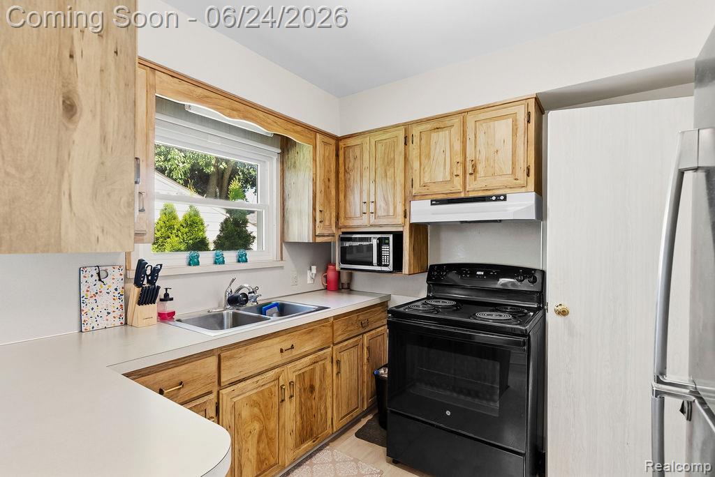 426 S Vernon Avenue, Flint, MI 48503 — Photo 18