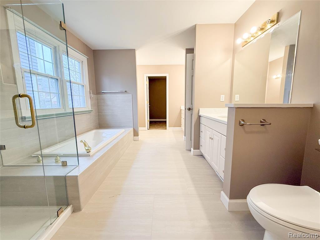 942 Linden Way, Auburn Hills, MI 48326 — Photo 10