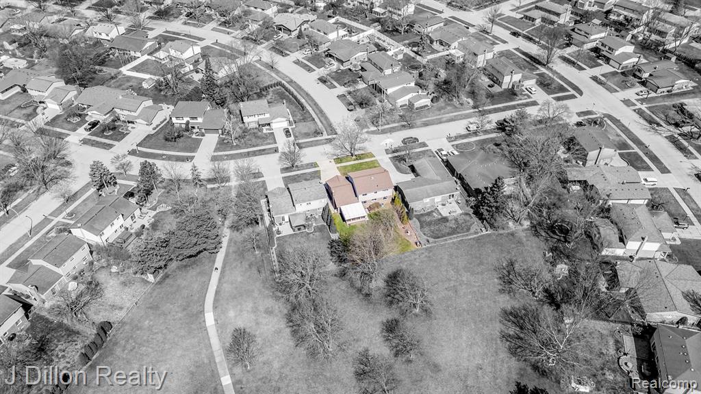 42807 SAXONY Road, Canton, MI 48187 — Photo 7