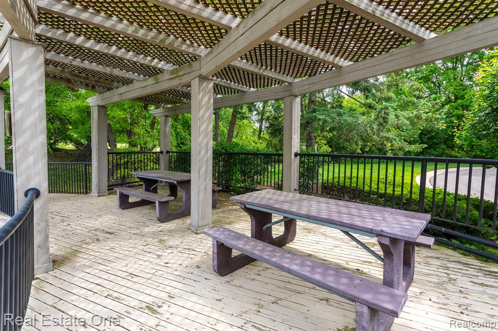 29494 BEAU Ridge, 2, Farmington Hills, MI 48331 — Photo 40