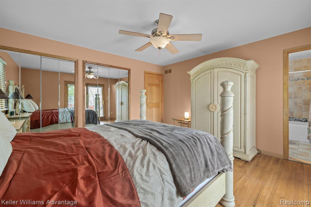 24806 Power Road, Farmington, MI 48336 — Photo 26