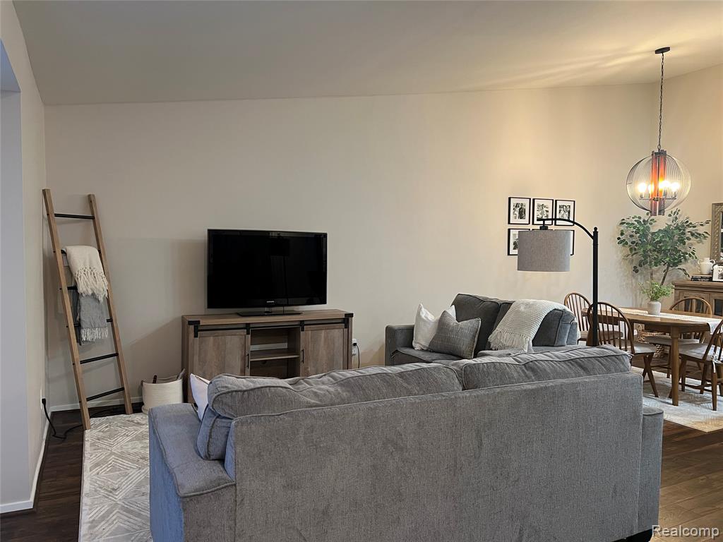 1861 N Arbor Way Drive, 26, Canton, MI 48188 — Photo 10