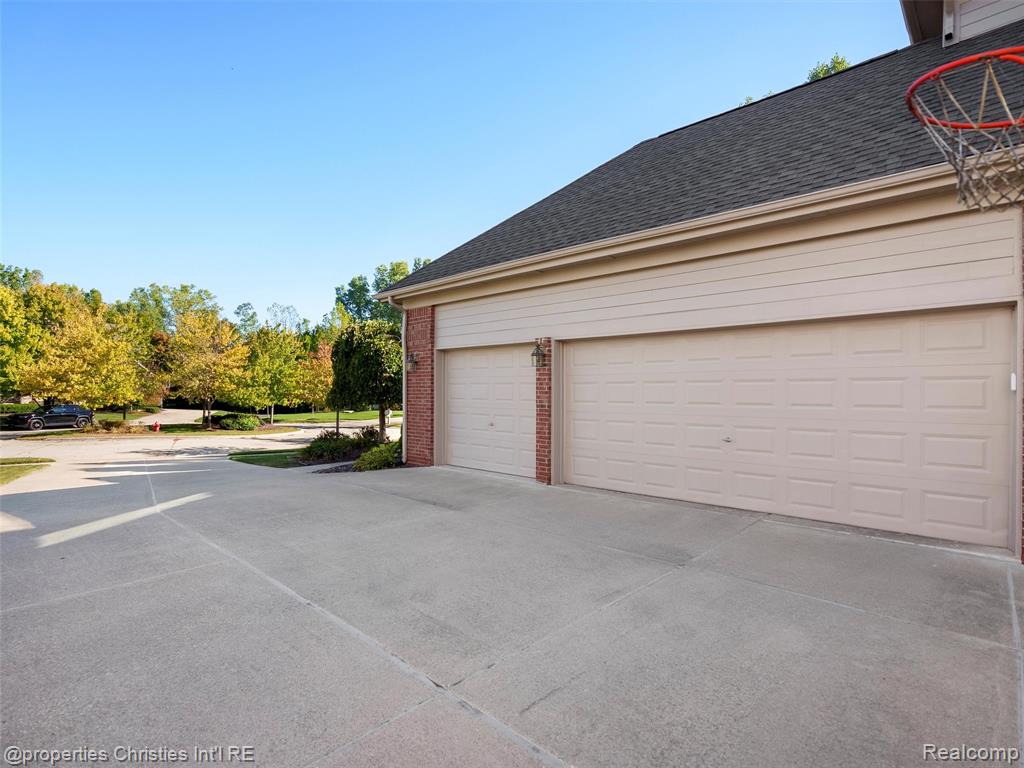 40053 Bexley Way, Northville, MI 48168 — Photo 37
