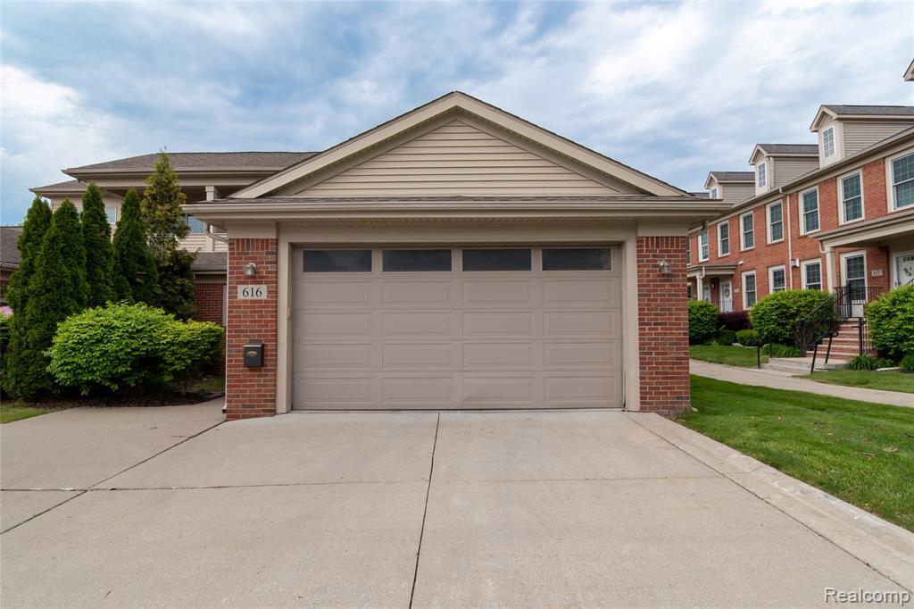 616 Superior Boulevard, Wyandotte, MI 48192 — Photo 40