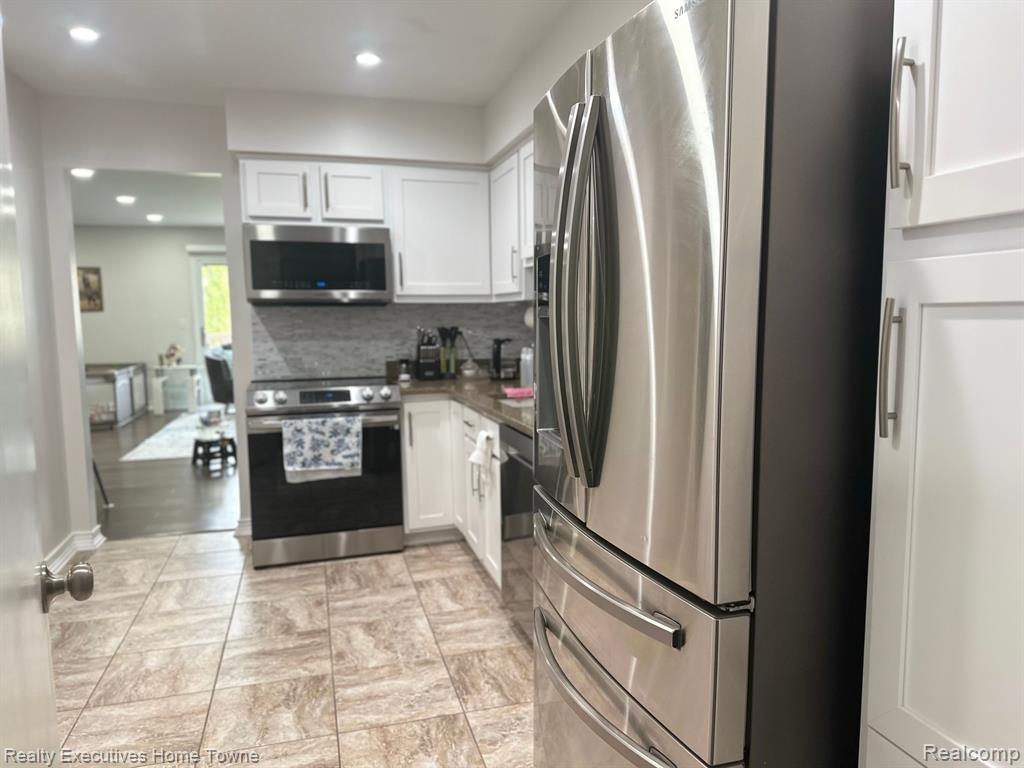 8212 CLAY, Sterling Heights, MI 48313 — Photo 19
