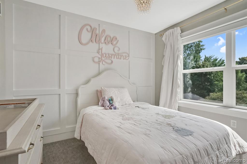 902 FERNWOOD Road, Royal Oak, MI 48067 — Photo 36