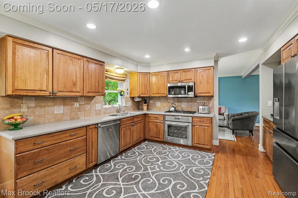 2004 Bootmaker Lane, Bloomfield Hills, MI 48304 — Photo 8