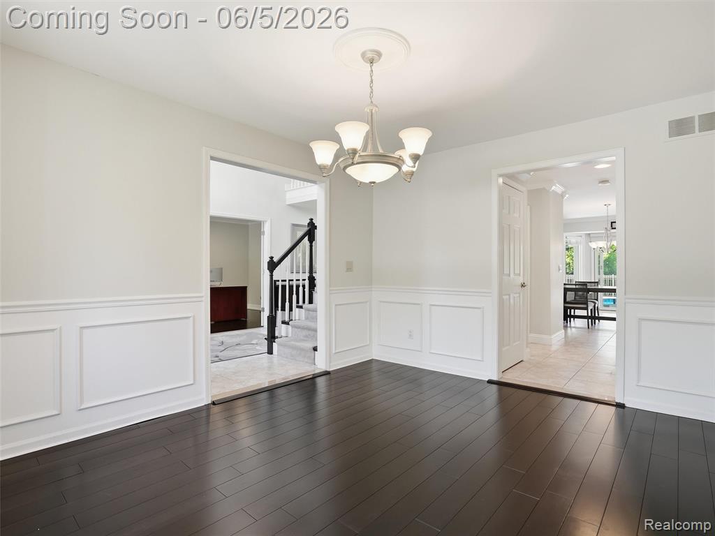 47289 Robins Nest Drive, Utica, MI 48315 — Photo 12