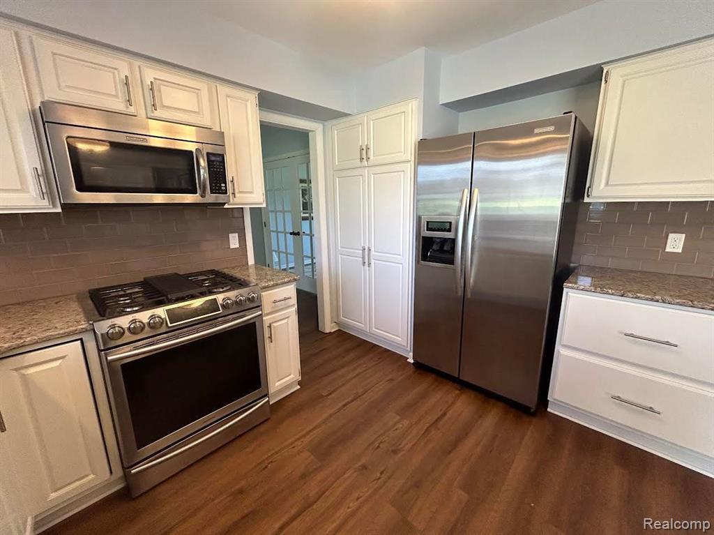 1427 N SILO RIDGE Drive, Ann Arbor, MI 48108 — Photo 6