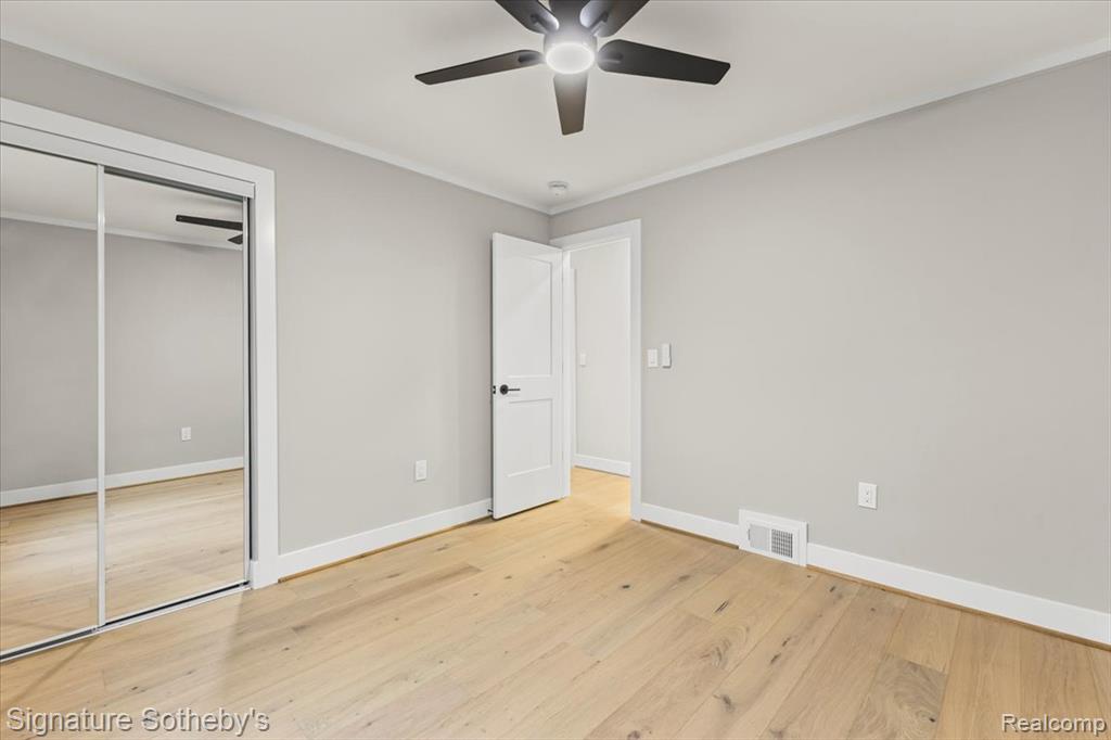 549 Edgewood Place, Fenton, MI 48220 — Photo 13