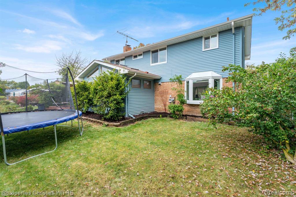 43783 Leeann Lane, Canton, MI 48187 — Photo 34