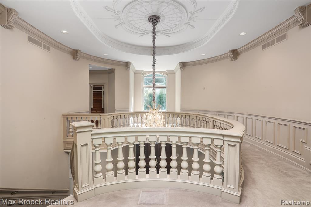4366 KAREN Lane, Bloomfield Hills, MI 48302 — Photo 33