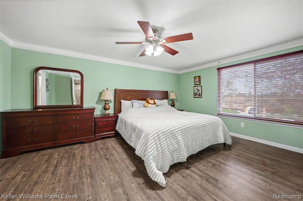 709 Denham Lane, Rochester Hills, MI 48307 — Photo 16