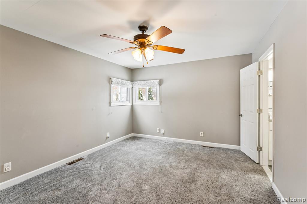 1443 West Drive, Wolverine Lake, MI 48390 — Photo 15