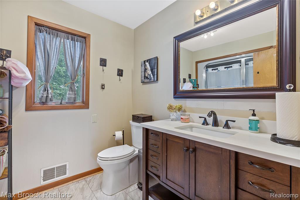 4536 Crandall Road, Howell, MI 48855 — Photo 31