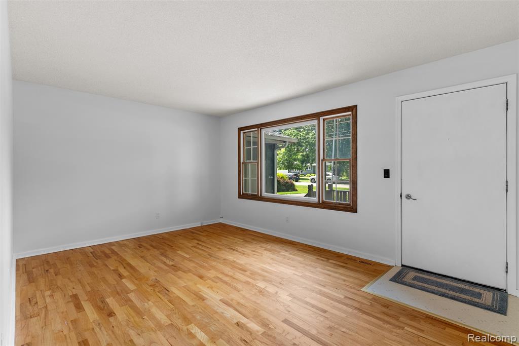 8141 Ohara Drive, Davison, MI 48423 — Photo 8