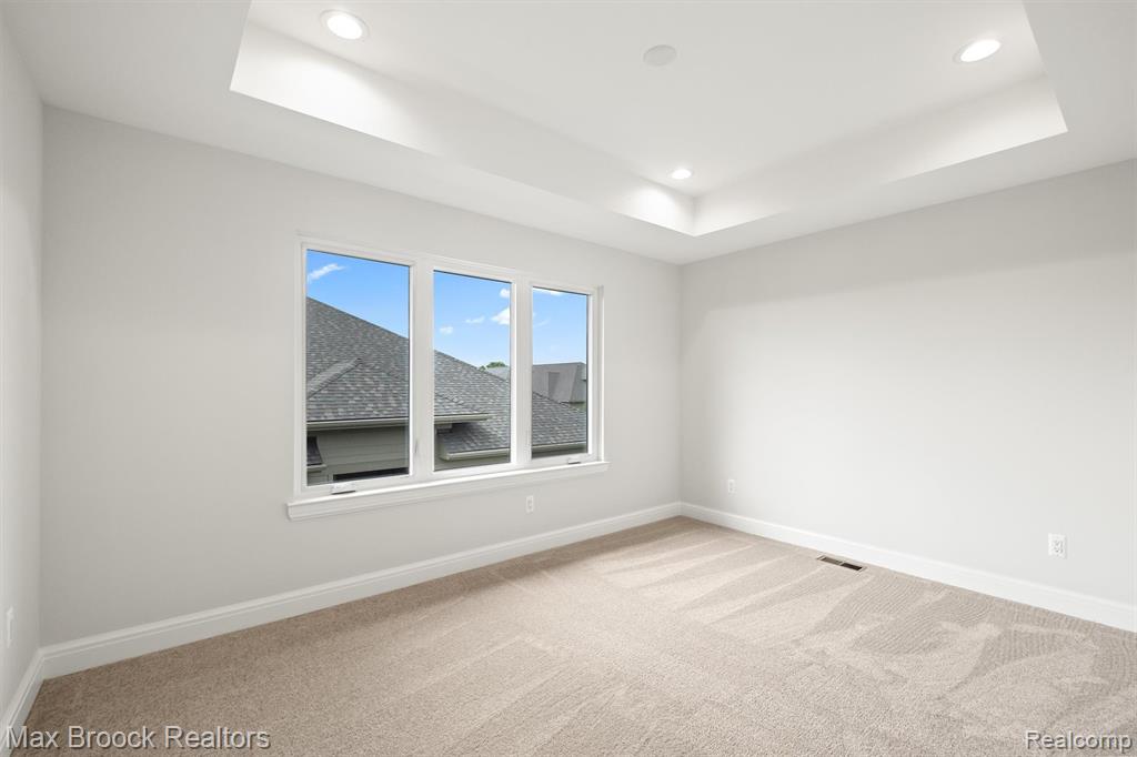 7475 Gramercy Circle, 18, West Bloomfield, MI — Photo 21