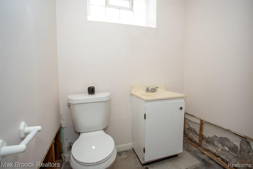 10564 Lasalle Boulevard, Huntington Woods, MI — Photo 38
