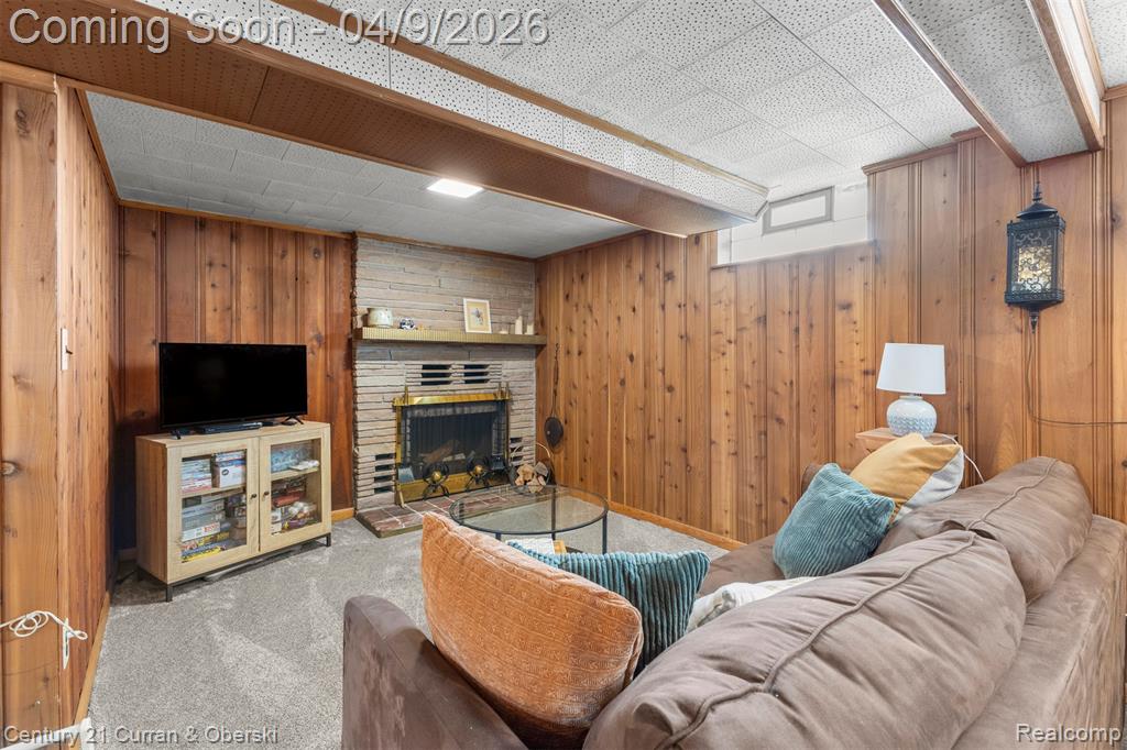 401 Walnut Avenue, Royal Oak, MI 48073 — Photo 43