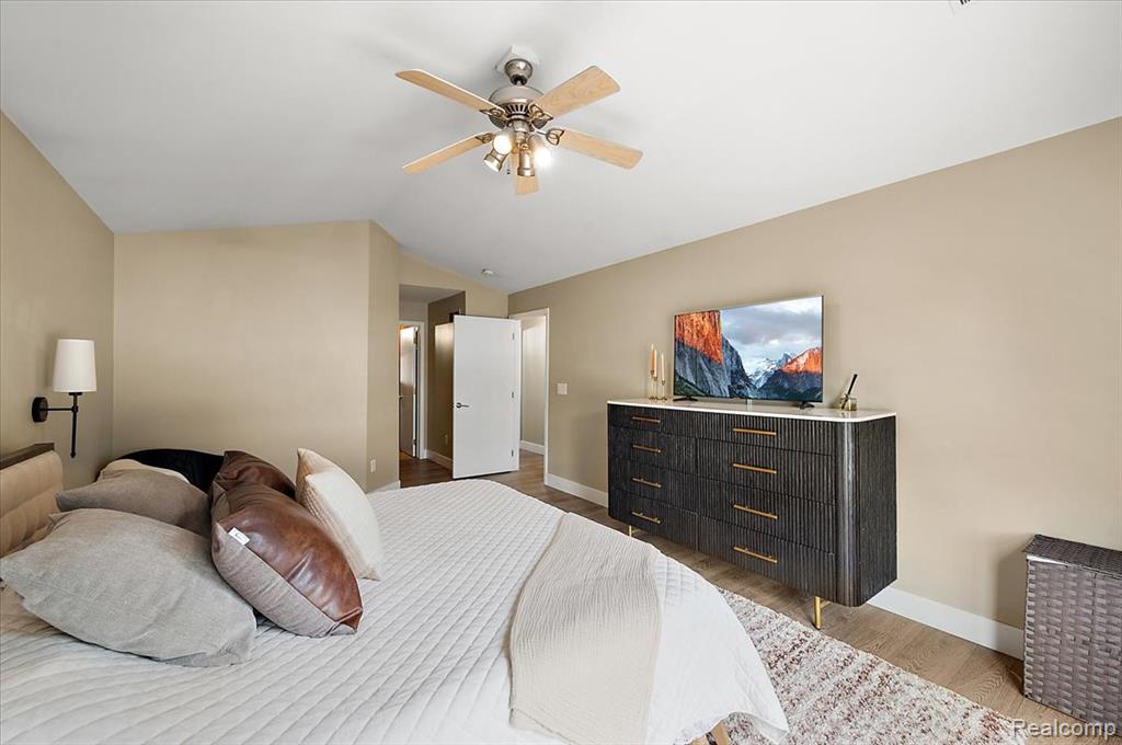776 Amberly Drive, C, Waterford, MI 48328 — Photo 13