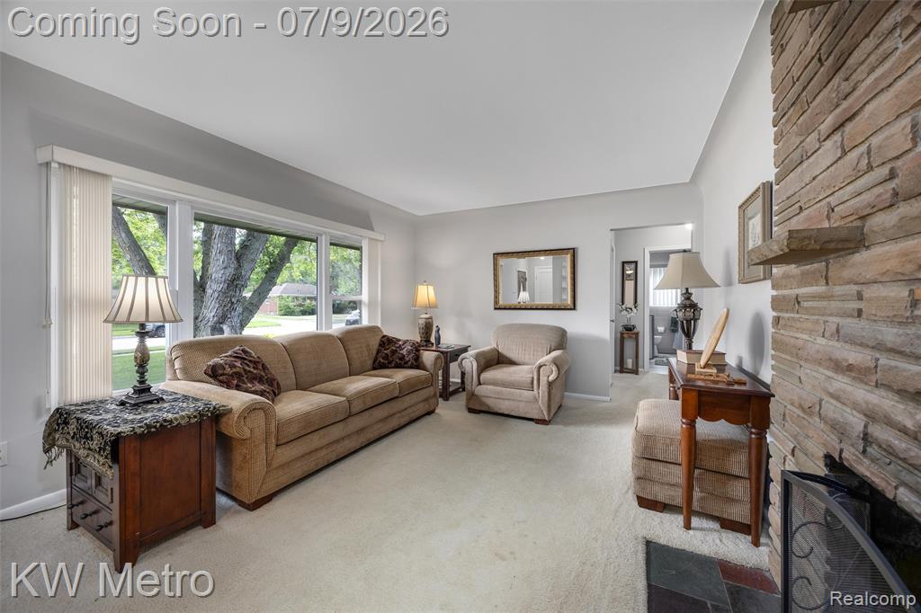 20665 Woodcrest Street, Harper Woods, MI 48225 — Photo 33